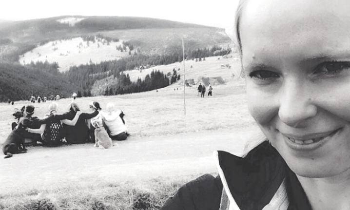 O PŘÁTELSTVÍ, O ŽIVOTĚ DALEKO ODE&nbsp;VŠECH