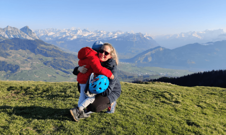 MÁMOU VE ŠVÝCARSKU