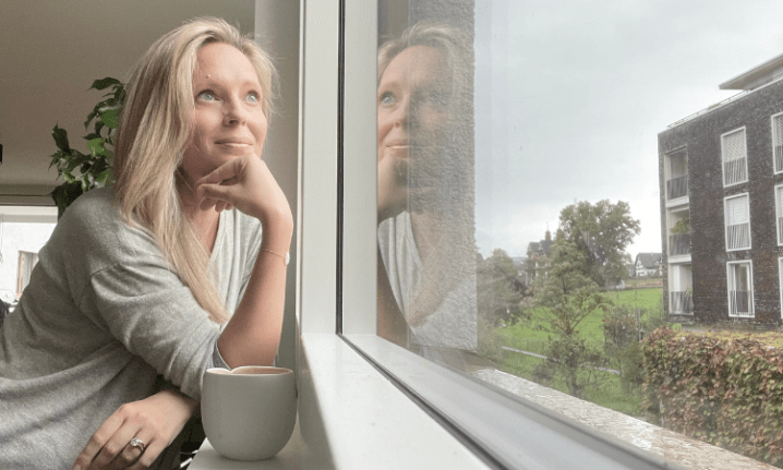 KDE JSEM TEN ROK BYLA ANEB ŠTĚSTÍ NA&nbsp;TŘETÍ